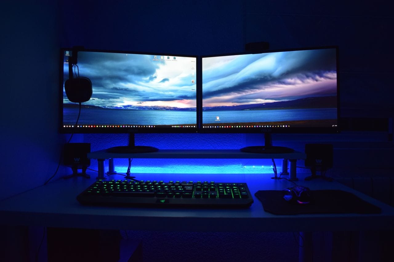 How to Connect Two Monitors to a Windows Laptop